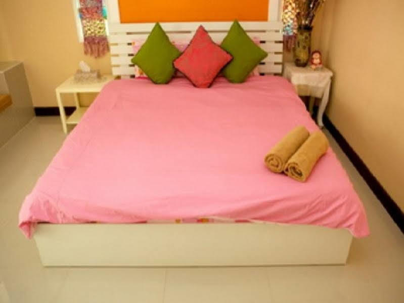 Hotel Baan Im Em à Pattaya Extérieur photo